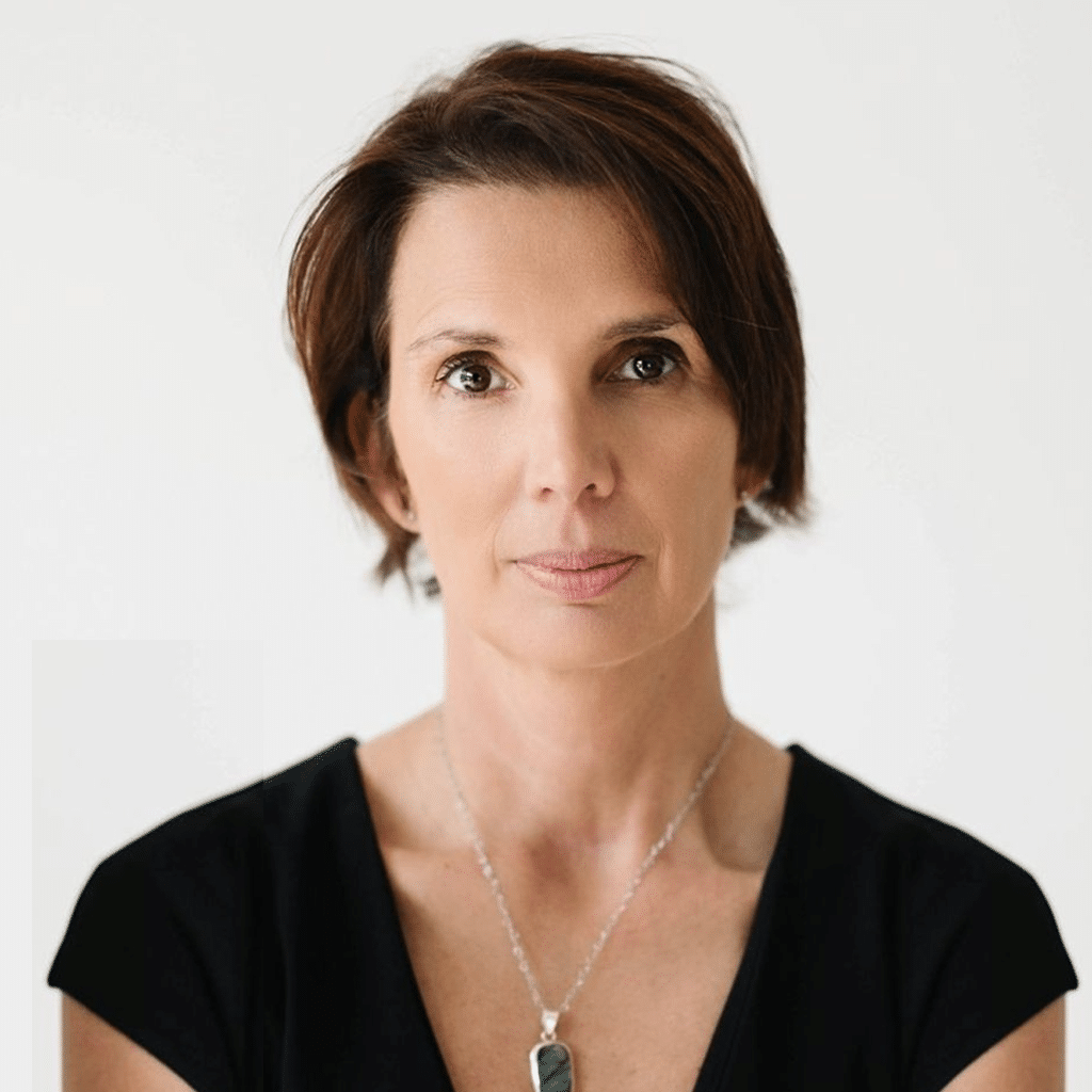 Kat Lindley Headshot
